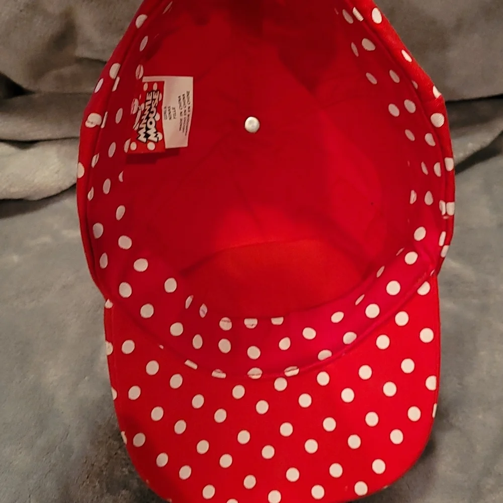 Disney Minnie Mouse girls hat like new